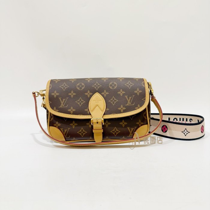 喬萱名品 12 JA1628 LV包包 原花黑內裡寬版背帶DIANE法棍包M45985 (桃園店)